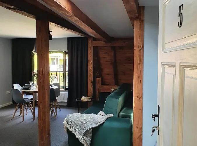 K17 Centrum 아파트